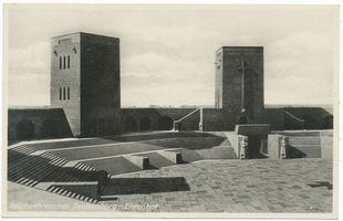 Hohenstein Kr. Osterode, Stadt, Kreis Osterode Hohenstein i. Ostpr., Reichsehrenmal Tannenberg - Ehrenhof Hohenstein, Tannenberg-Nationaldenkmal
