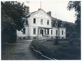 Cadinen, Kreis Elbing Cadinen, Schloß, Vorderansicht VIII Cadinen, Schloß