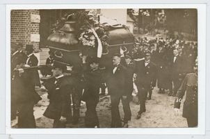 Heilsberg Kr. Heilsberg, Stadt, Kreis Heilsberg Heilsberg, Begräbnis des berühmten Segelfliegers Ferdinand Schulz I Rossitten Kr. Samland, Segelfliegerschule