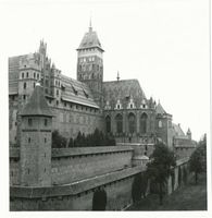 Marienburg, Westpr., Kreis Marienburg Marienburg, Hochschloss und Schlosskirche von  Südosten XIX Мариенбург, Верхний замок и замковая церковь с юго-востока, XIX