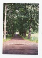Metgethen, Ort und Bahnstation, Stadtkreis Königsberg Birkenweg 8 Metgethen, Birkenweg, unbebaut, vor dem Krieg Bäckerei Unruh Metgethen, Häuser früher und heute