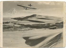  Kurische Nehrung, Segelflieger über Haff und Dünen II Kurische Nehrung, Dünen