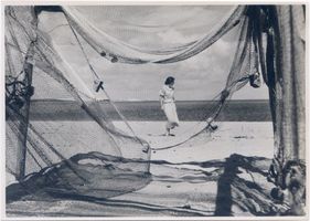  Kurische Nehrung, Netze am Strand bei Rossitten II Kurische Nehrung, Fischerei