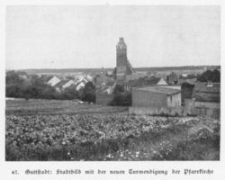 Guttstadt, Kreis Heilsberg Guttstadt, Ortsansicht mit neuem Turmaufbau der Pfarrkirche 
