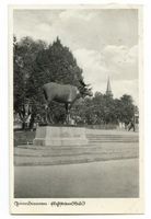 Gumbinnen, Stadt, Kreis Gumbinnen Magazinplatz Gumbinnen, Elchstandbild II Gumbinnen, Elchdenkmal