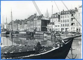 Königsberg (Pr.), Stadtkreis Königsberg Fischmarkt Königsberg (Pr.), Fischmarkt, Blick von der Holzbrücke auf den Fischmarkt Кёнигсберг (Пр.), рыбный рынок, вид с Деревянного моста на рыбный рынок
