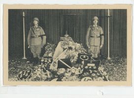 Hohenstein Kr. Osterode, Stadt, Kreis Osterode Hohenstein i. Ostpr., Reichsehrenmal Tannenberg, Aufbahrung Hindenburgs im Hindenburgturm 