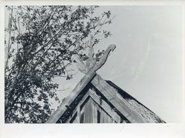 Radegrund, Kreis Ortelsburg Radegrund, Pferdeköpfe als Giebelzier 