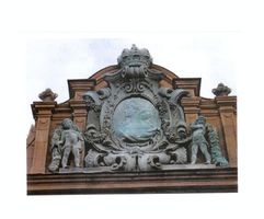Tilsit, Stadt, Stadtkreis Tilsit Tilsit, Luisen-Brücke nach der Renovierung 2003, Medaillon der Königin Luise im Portal II 