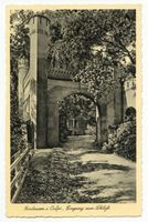 Gerdauen, Stadt und Bahnstation, Kreis Gerdauen Gerdauen, Eingang zum Schloß 