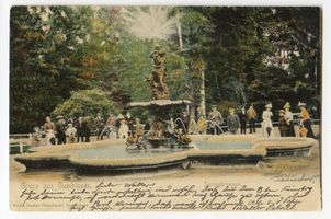 Gumbinnen, Stadt, Kreis Gumbinnen Hindenburgstraße (fr. Lindenstraße) Gumbinnen, Springbrunnen II Gumbinnen, Springbrunnen