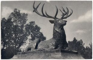 Jagdhaus Rominten, Kreis Goldap Jagdhaus Rominten, Bronzeplastik eines kapitalen Hirsches Ягдхаус Роминтен, бронзовая скульптура крупного оленя