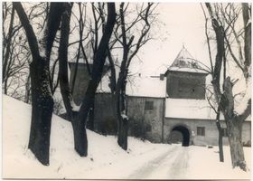 Neidenburg, Stadt, Kreis Neidenburg Neidenburg, Die Neidenburg, Vorderhof im Winter Neidenburg, Schloß