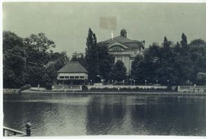 Königsberg (Pr.), Stadtkreis Königsberg Königsberg (Pr.), Schloßteich mit Stadthalle XIV Königsberg, Stadthalle