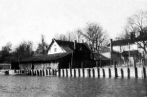 Johannisburg, Kreis Johannisburg Johannisburg, Fischerhäuser am Pissek, I Johannisburg (Kreis), nicht verortete Bildmotive