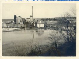 Ragnit, Kreis Tilsit-Ragnit Ragnit, Zellstofffabrik bei Hochwasser 