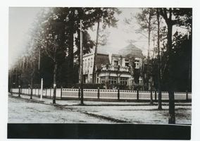 Metgethen, Ort und Bahnstation, Stadtkreis Königsberg Hohenzollernweg 21 Metgethen, Hohenzollernweg 21, Haus Kuttenkeuler Metgethen, Häuser früher und heute