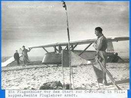 Pillkoppen, Kreis Samland Pillkoppen, Segelfliegerschule Rossitten, Flugschüler vor dem Start Rossitten Kr. Samland, Segelfliegerschule