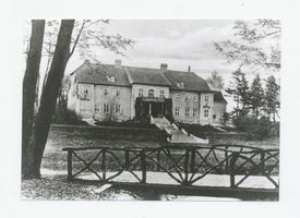 Metgethen, Gut und Ziegelei, Stadtkreis Königsberg Trankwitzer Weg Metgethen, Gut,Trankwitzer Weg, Gartenseite II Metgethen, Häuser früher und heute
