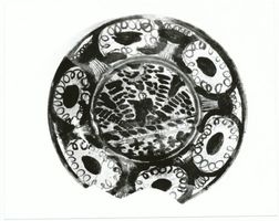 Memel, Stadt, Stadtkreis Memel Memel, Museum, Teller mit blauen stilisierten, pflanzlichen Ornamenten 17. Jhd. Мемель, музей, тарелка с синим стилизованным растительным орнаментом, 17 век