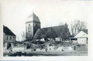 Passenheim, Stadt, Kreis Ortelsburg Passenheim, Kirche und zerstörte Häuser II 