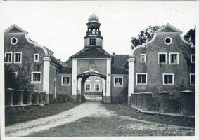 Gallingen Kr. Bartenstein, Kreis Bartenstein Gallingen, Schlosstor 