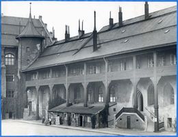 Königsberg (Pr.), Stadtkreis Königsberg Königsberg (Pr.), Schloßhof mit Blutgericht X Königsberg, Schloß