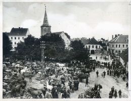 Labiau, Kreis Labiau Marktplatz Labiau, Marktplatz mit Kirche, Markttreiben Labiau, Orte im Kreis