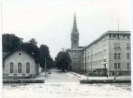 Allenstein, Stadtkreis Allenstein Allenstein, Herz Jesu Kirche und Kopernikus-Schule III Allenstein, Schulen