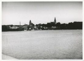 Osterode (Ostpr.), Kreis Osterode Osterode (Ostpr.), Blick auf die Stadt über den Drewenzsee XXII Osterode, Stadtmotive