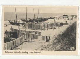 Pillkoppen, Kreis Samland Pillkoppen, Am Seestrand, Fischerboote und Netze Kurische Nehrung, Wohnhaus