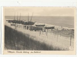 Pillkoppen, Kreis Samland Pillkoppen, Am Seestrand, Fischerboote und Netze, II Kurische Nehrung, Wohnhaus