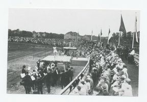 Tilsit, Stadt, Stadtkreis Tilsit Tilsit, Heimatfest 22.-24.08.1930, Hindenburg-Stadion, Vorführung Тильзит, краевой праздник 22.-24.08.1930, стадион имени Гинденбурга, показательные выступления