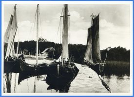  Kurische Nehrung, Kurenkähne am Ufer III Куршская коса, курешные лодки у берега, III