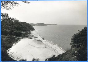 Groß Kuhren, Kreis Samland Groß Kuhren, Blick zum Strand, Im Vordergrund der Zipfelberg Грос-Курен, вид на пляж, на переднем плане Ципфельберг
