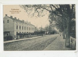 Eydtkau, Kreis Ebenrode Hindenburgstraße (fr. Chausseestraße) Eydtkuhnen, Hindenburgstraße mit Wagners Hotel Эйдткунен, Гинденбургштрассе с отелем Вагнера