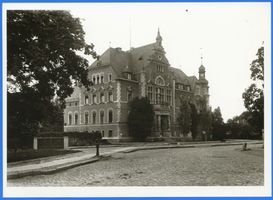 Gumbinnen, Stadt, Kreis Gumbinnen Hindenburgstraße (fr. Lindenstraße) Gumbinnen, Kreishaus V Гумбиннен, окружное управление, V