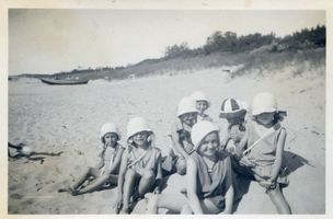 Lochstädt, Kreis Samland Lochstädt, Seeheilstätte für Kinder, Kinder am Strand III Лохштедт, морская лечебница для детей, дети на пляже, III