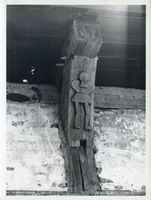Schönberg Kr. Rosenberg, Kreis Rosenberg Schönberg Kr. Rosenberg, Schloßscheune vom Ordensschloß, Verzierter Balken 