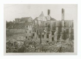 Tilsit, Stadt, Stadtkreis Tilsit Clausiusstraße Tilsit, Blick von der Oberst-Hoffmann-Str. zur Clausiusstr. nach der Zerstörung Тильзит, вид от Оберст-Хоффманнштрассе к Клаузиусштрассе после разрушения