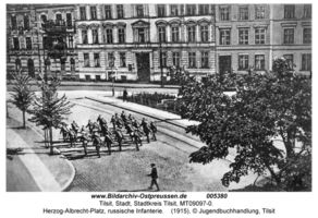 Tilsit, Stadt, Stadtkreis Tilsit Herzog-Albrecht-Platz Tilsit, Herzog-Albrecht-Platz, Brunnen
