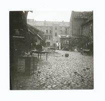 Tilsit, Stadt, Stadtkreis Tilsit Memelstraße 14 Tilsit, Memelstraße, Hinterfront des Hauses Nr.14 vom Hof der Wasserstr. Nr. 34 gesehen, nach dem Luftangriff