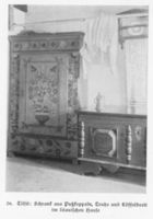 Tilsit, Stadt, Stadtkreis Tilsit Tilsit, Wasserstr. 30, Grenzlandmuseum, Schrank aus Pußkeppeln, Truhe und Löffelbrett im litauischen Hause
